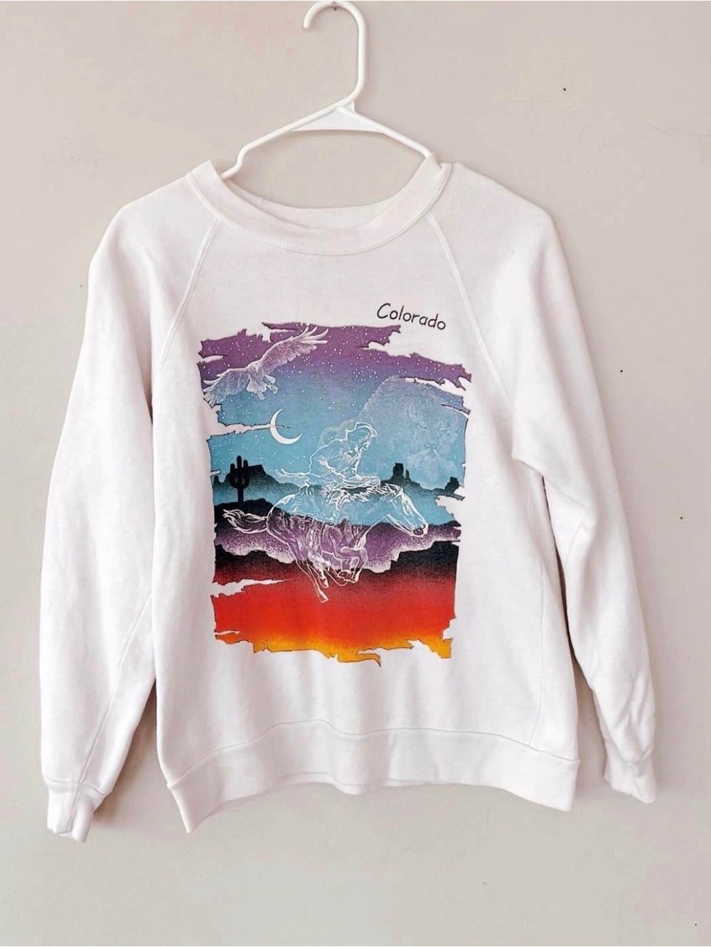 Colorado Graphic Sweatshirt - White with Sunset Print